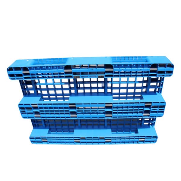 collapsible plastic pallets