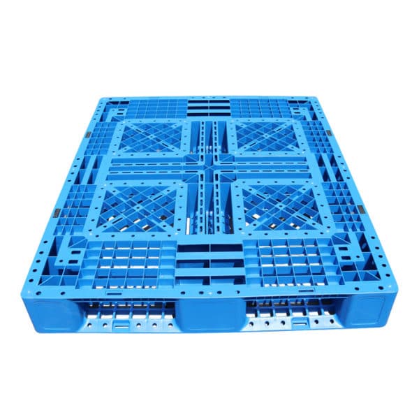 large plastic pallets