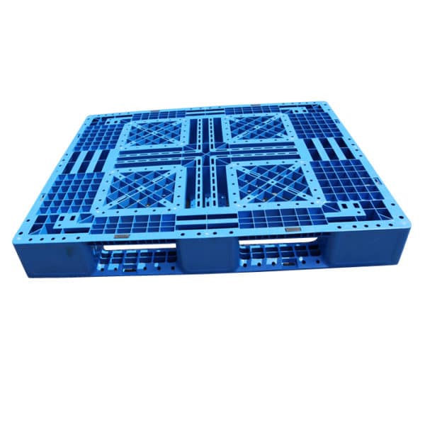 large plastic pallets