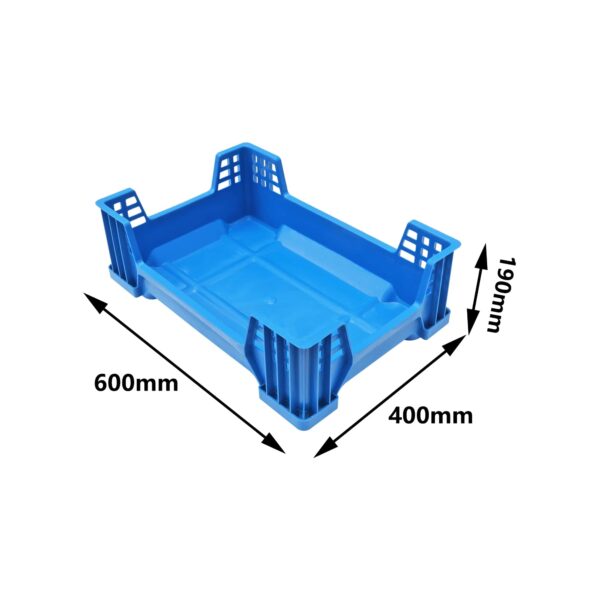 Plastic mealworm breeding box
