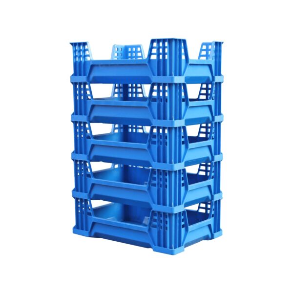 Plastic mealworm breeding box